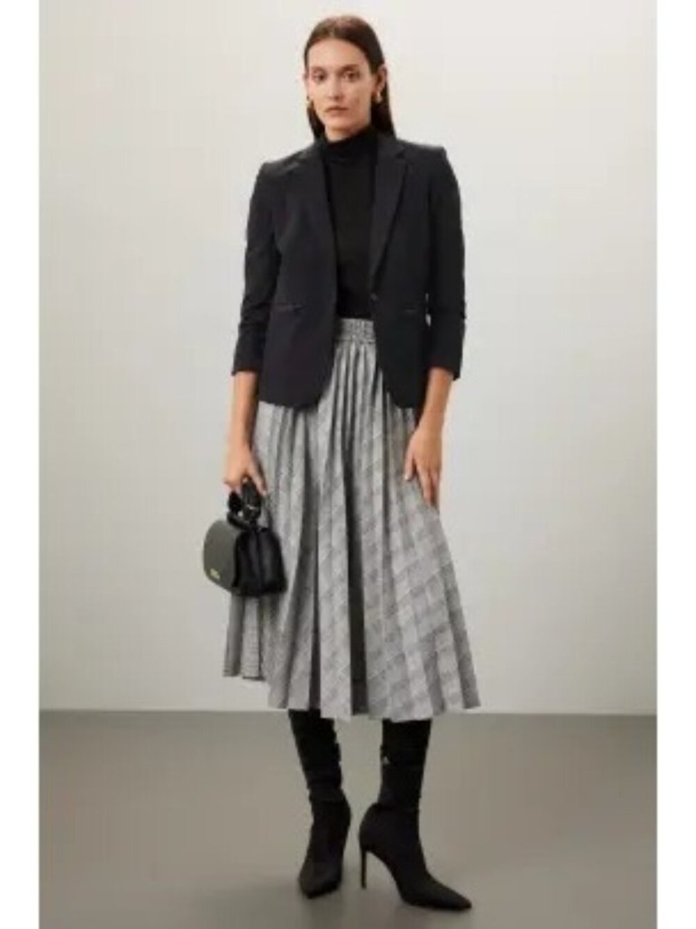 R-133.  Veronica Beard Black Scuba Blazer